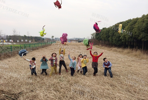 祝賀《假日總動(dòng)員》開(kāi)機(jī)學(xué)員劉碩與鄭鄭劇組工作與實(shí)習(xí)